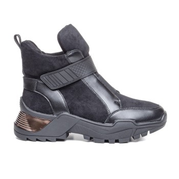 ДАМСКИ БОТИ 043120 BLACK