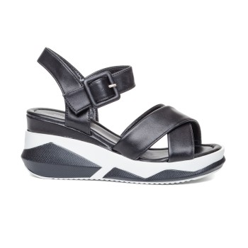 ДАМСКИ САНДАЛИ 028871 BLACK