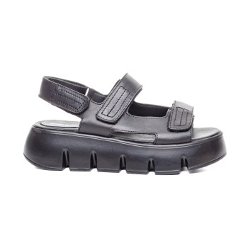 ДАМСКИ САНДАЛИ 227147 BLACK