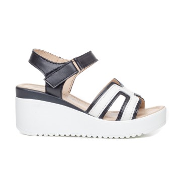 ДАМСКИ САНДАЛИ 186116 BLACK/WHITE