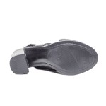 SAND 783015 BLACK LADY