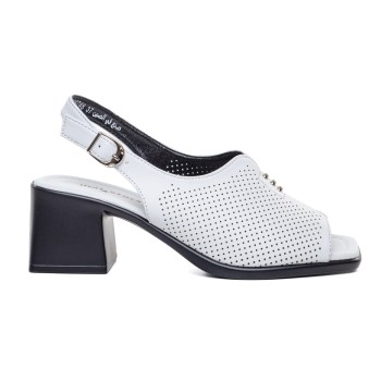 ДАМСКИ САНДАЛИ 028748 WHITE